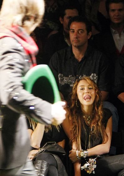 miley-cyrus-baby-ho.0.0.0x0.400x564.jpeg miley-cyrus-baby-ho.0.0.0x0.400x564.jpeg