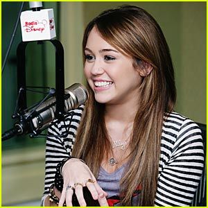 miley-cyrus-jogging-photos.jpg miley-cyrus-jogging-photos.jpg